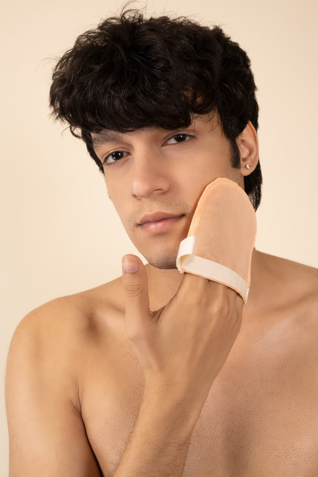 Turkish Mulberry Silk Face Exfoliating Bath Glove (Pack Of 1)