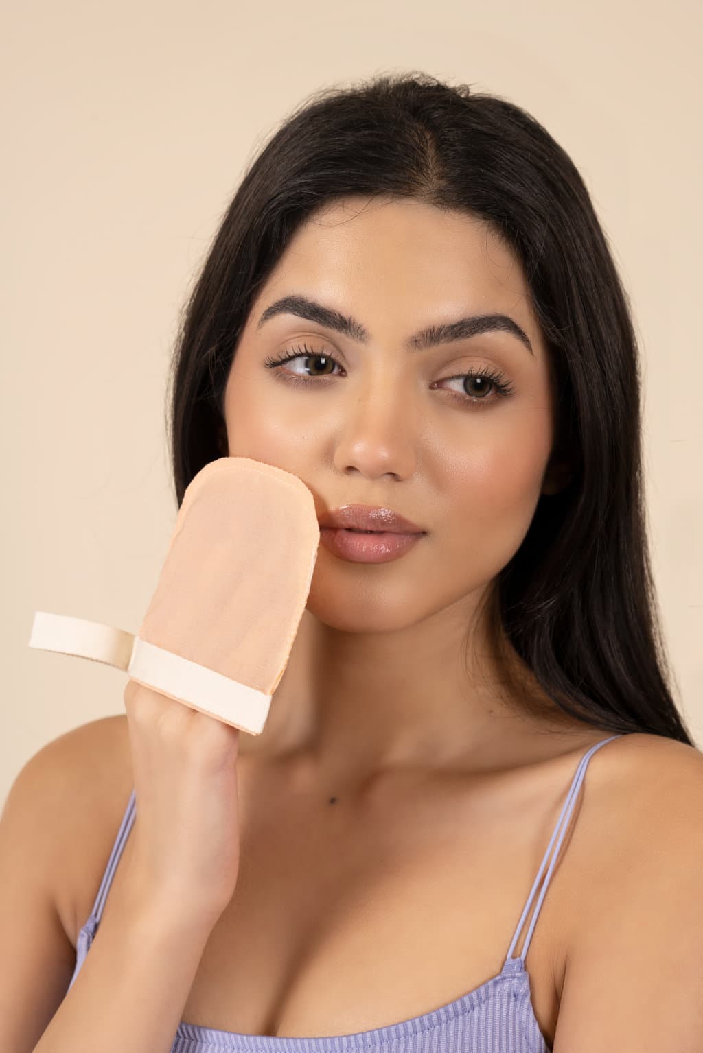 Turkish Mulberry Silk Face Exfoliating Bath Glove (Pack Of 1)