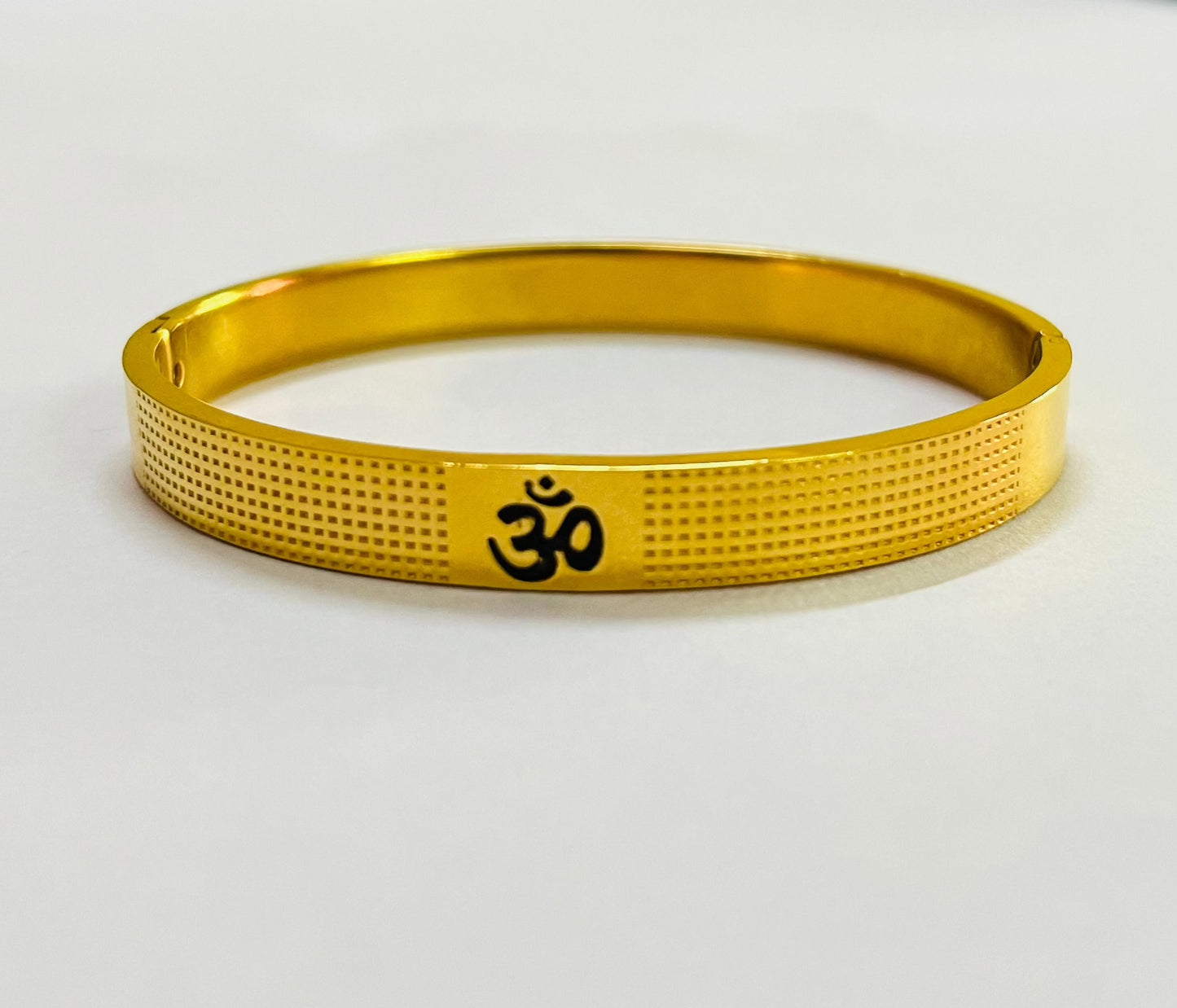 Om Full Gold -Plated Bracelet For Men& Women